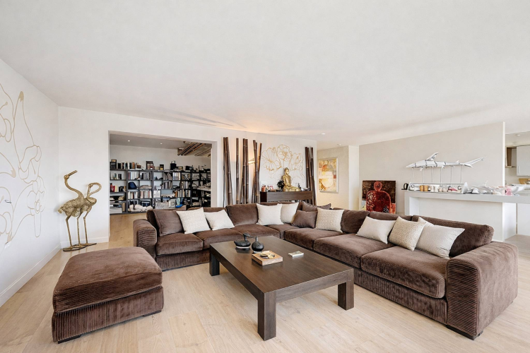 Duplex contemporain avec jardin privatif et vue sur les Alpes à Pully Sud