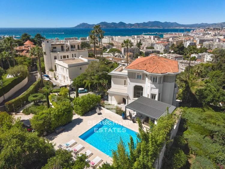 Villa 7 chambres Belle Époque avec vue mer - Cannes Basse Californie