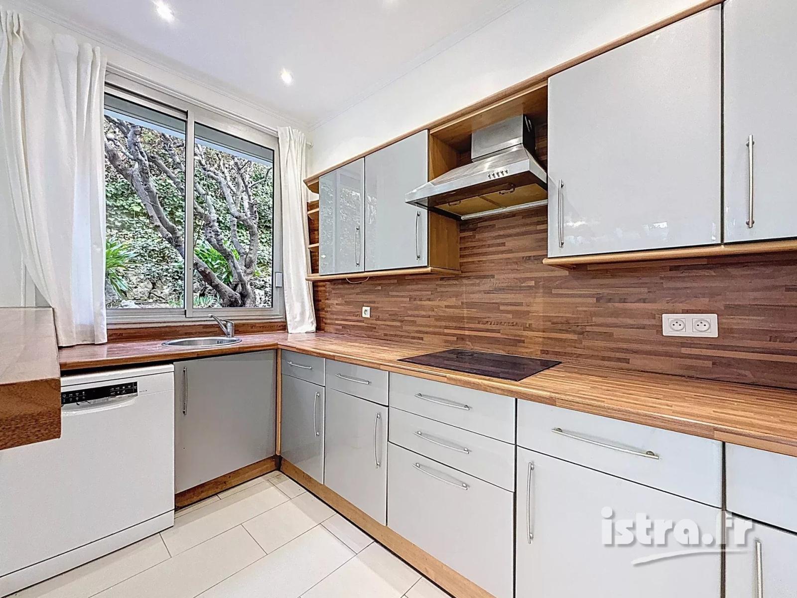 Nice Baumettes – Élégant 3 pièces de plain-pied à deux pas de la mer