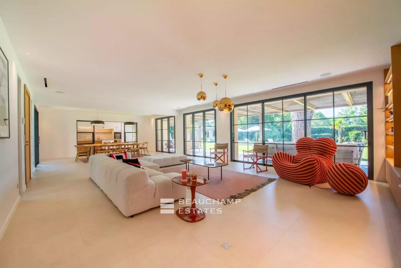 Villa neuve au coeur des Parcs de Saint-Tropez