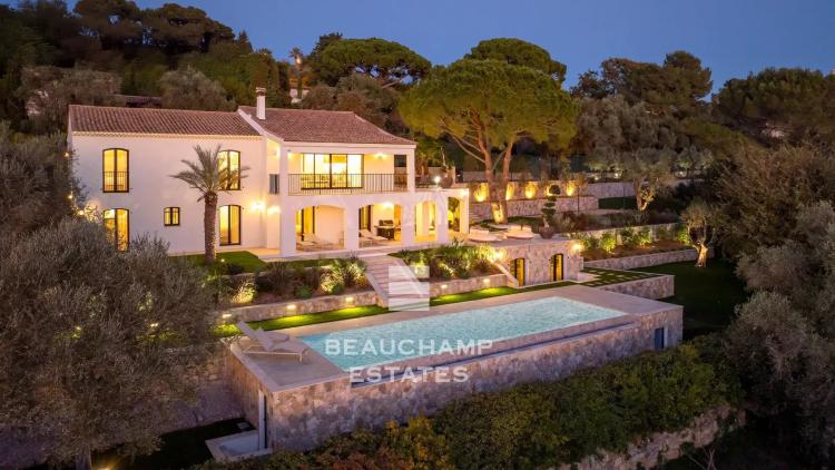 Villa contemporaine avec vue mer 5 chambres - Le Cannet