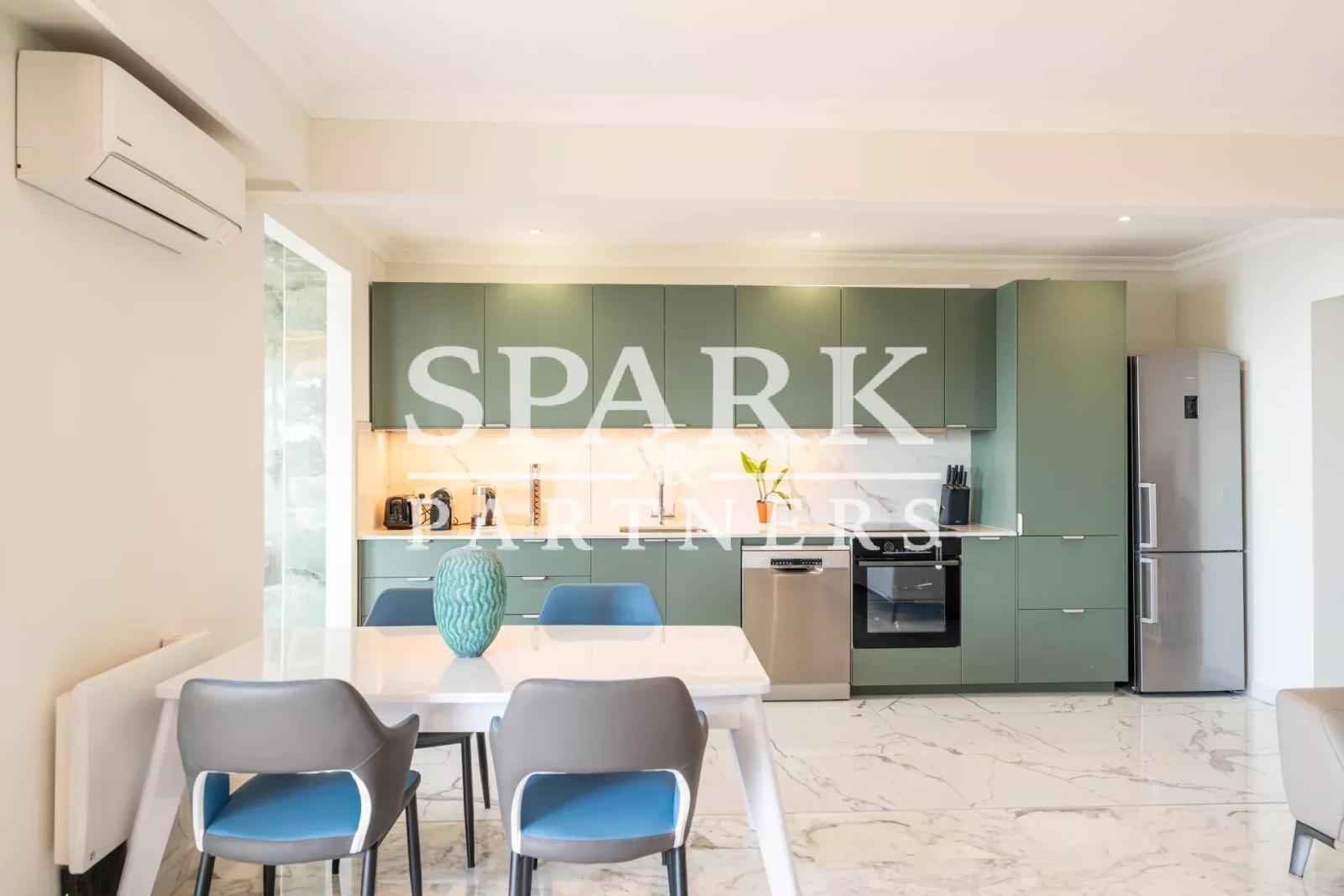 Roquebrune-Cap-Martin - La Vigie - Appartement dans un domaine privé