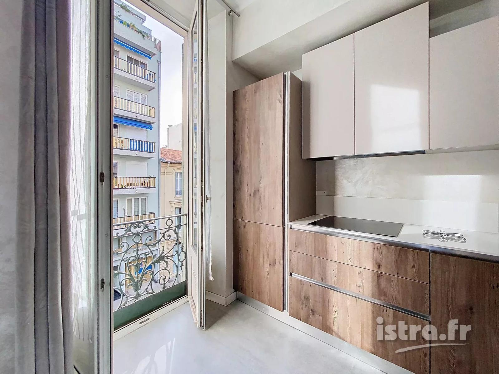Nice Rue Dante – Appartement F3 divisé en 2 biens