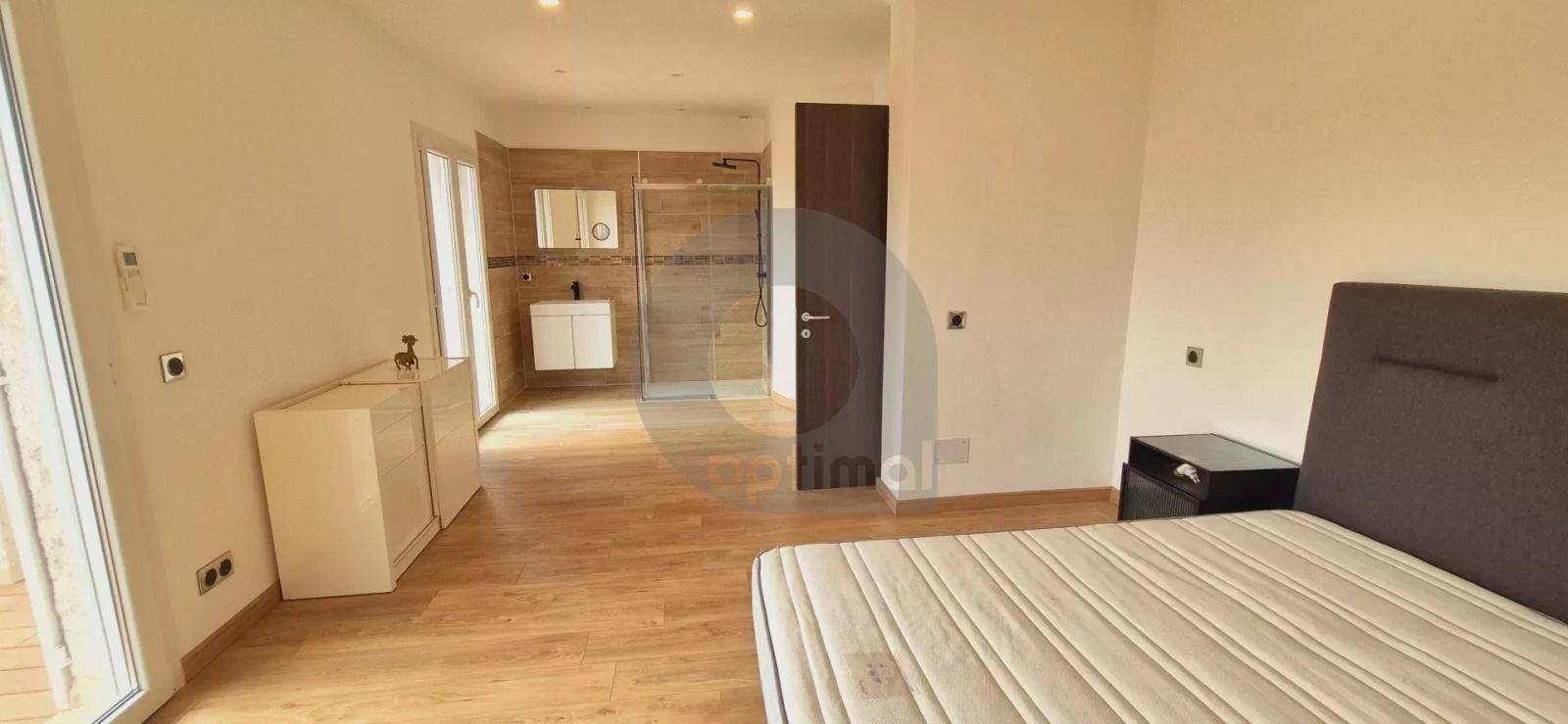 ? Charmante Maison de Ville mitoyenne avec Vue  –Mer et Menton Quartier Garavan, Menton