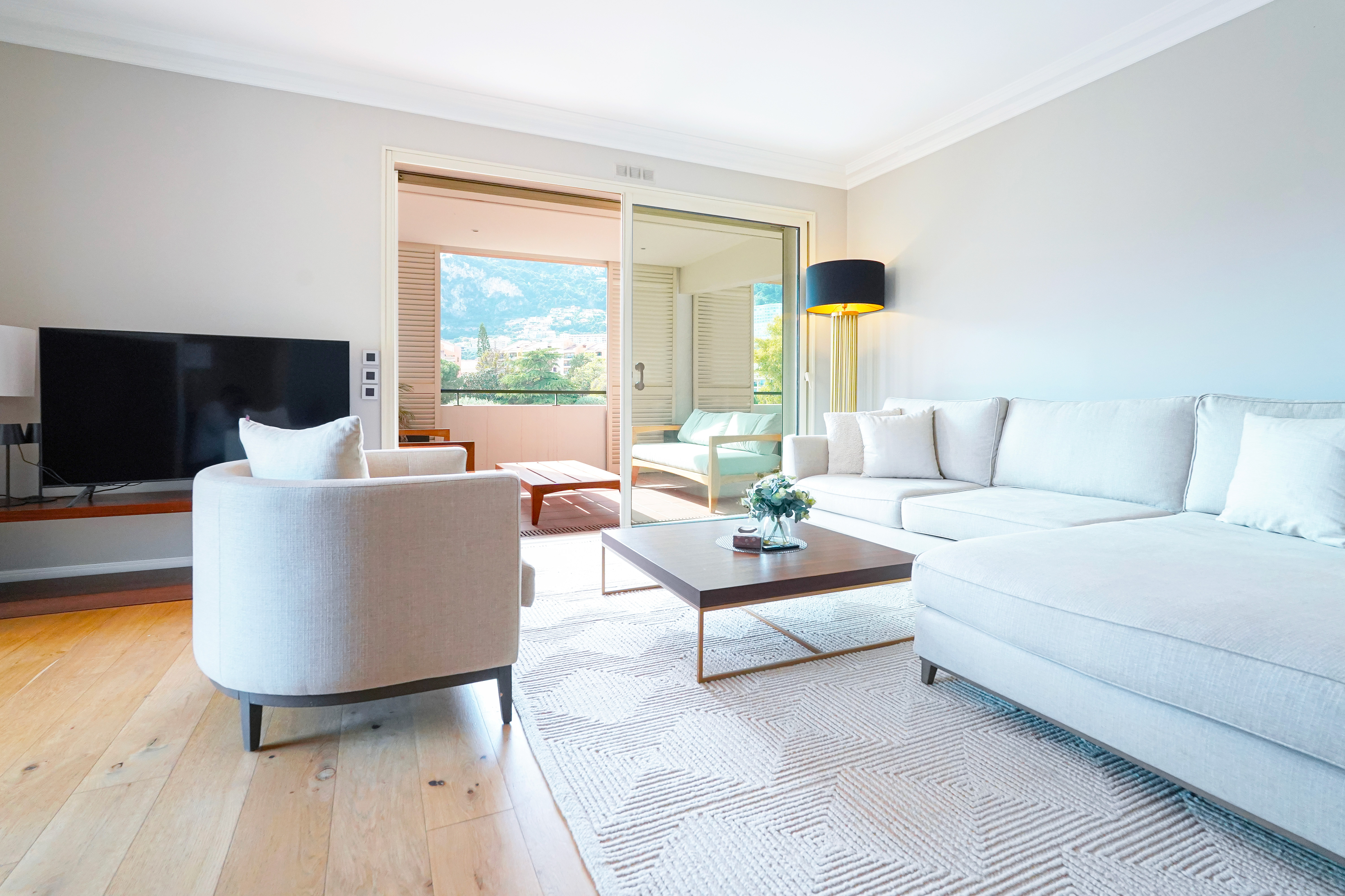 c6a7c_se-jour-barnes-valeri-agency-monaco-1776695356.jpg