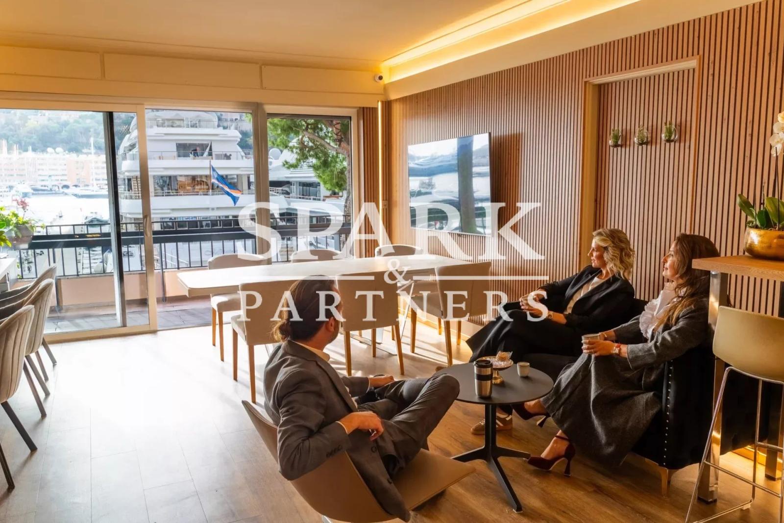 Monaco - Port Hercule - Bureaux 12 m2