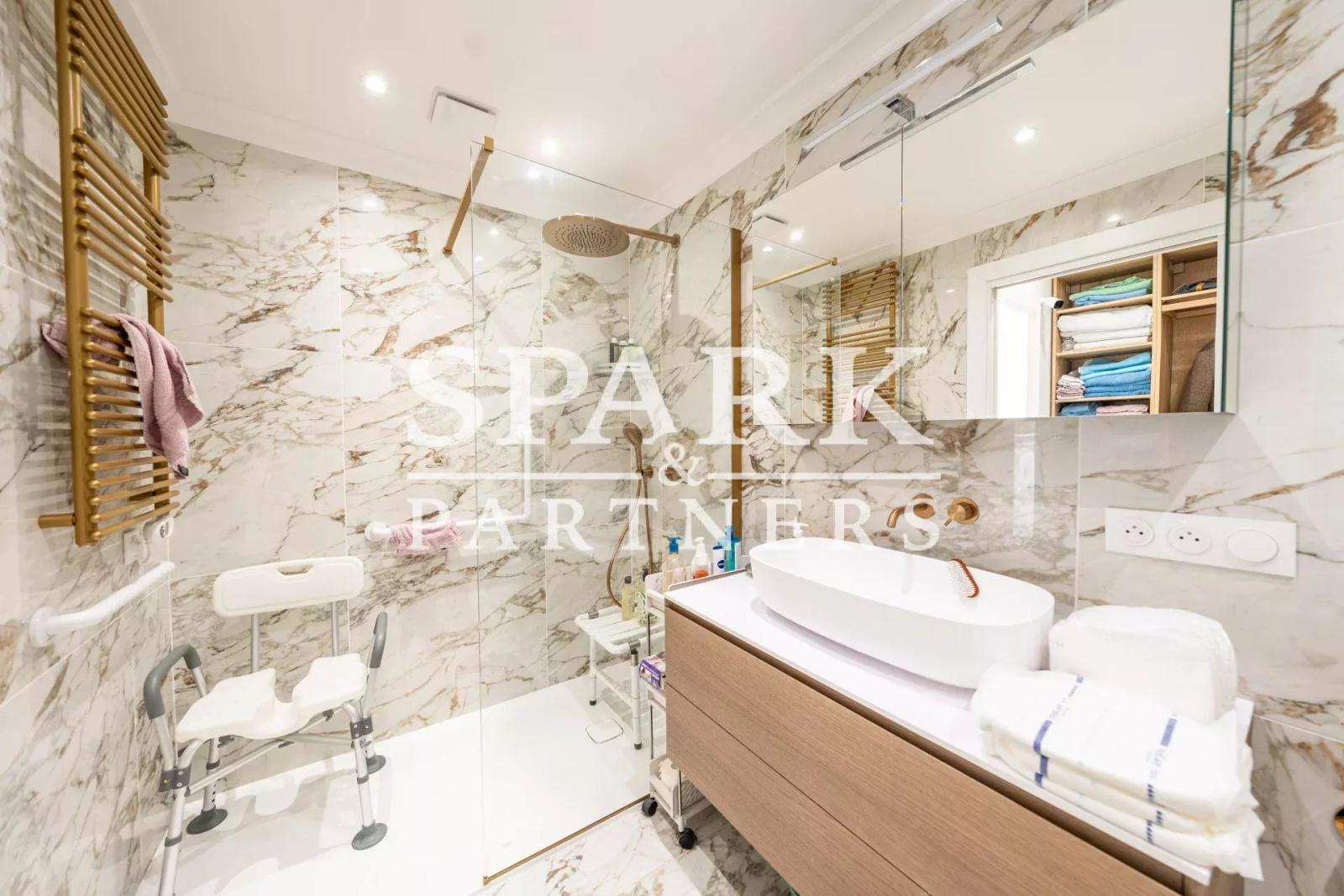 Roquebrune Cap  Martin - Superbe appartement domaine privé