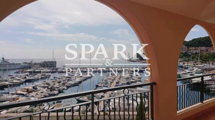 Monaco - Fontvieille - Grand appartement 5 pièces vue port