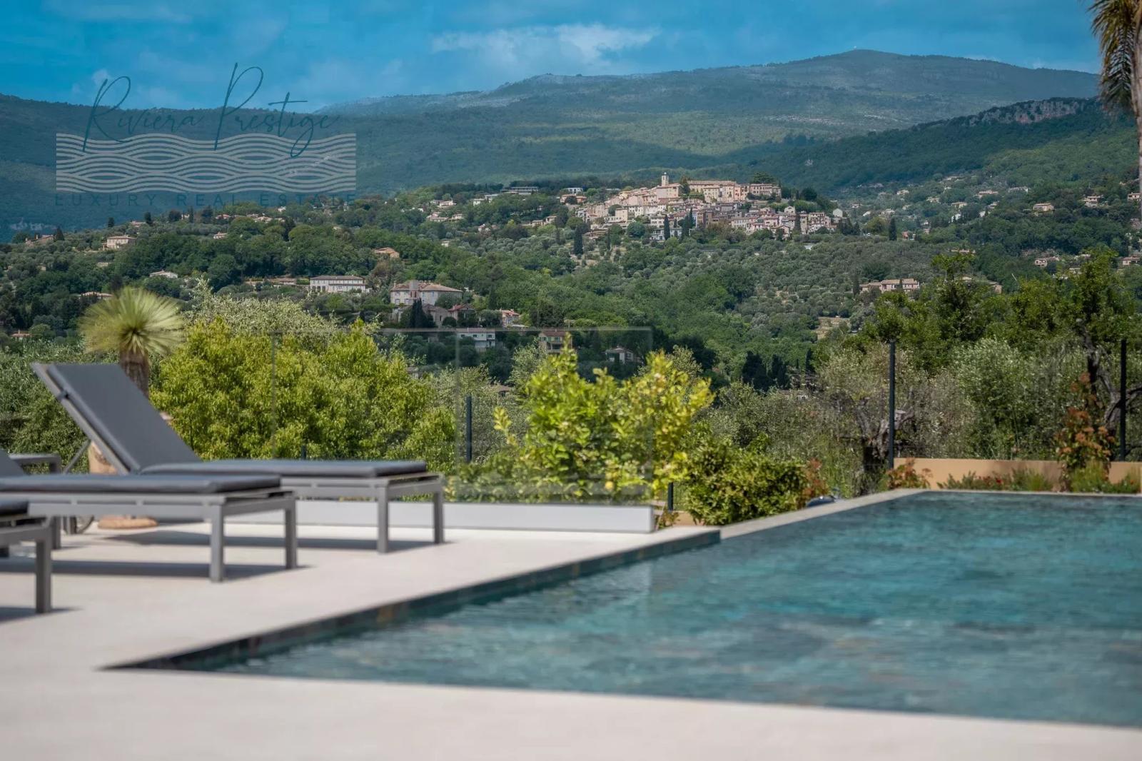 OPIO: Contemporaine dans domaine privé avec vue sur le golf et le vieux village