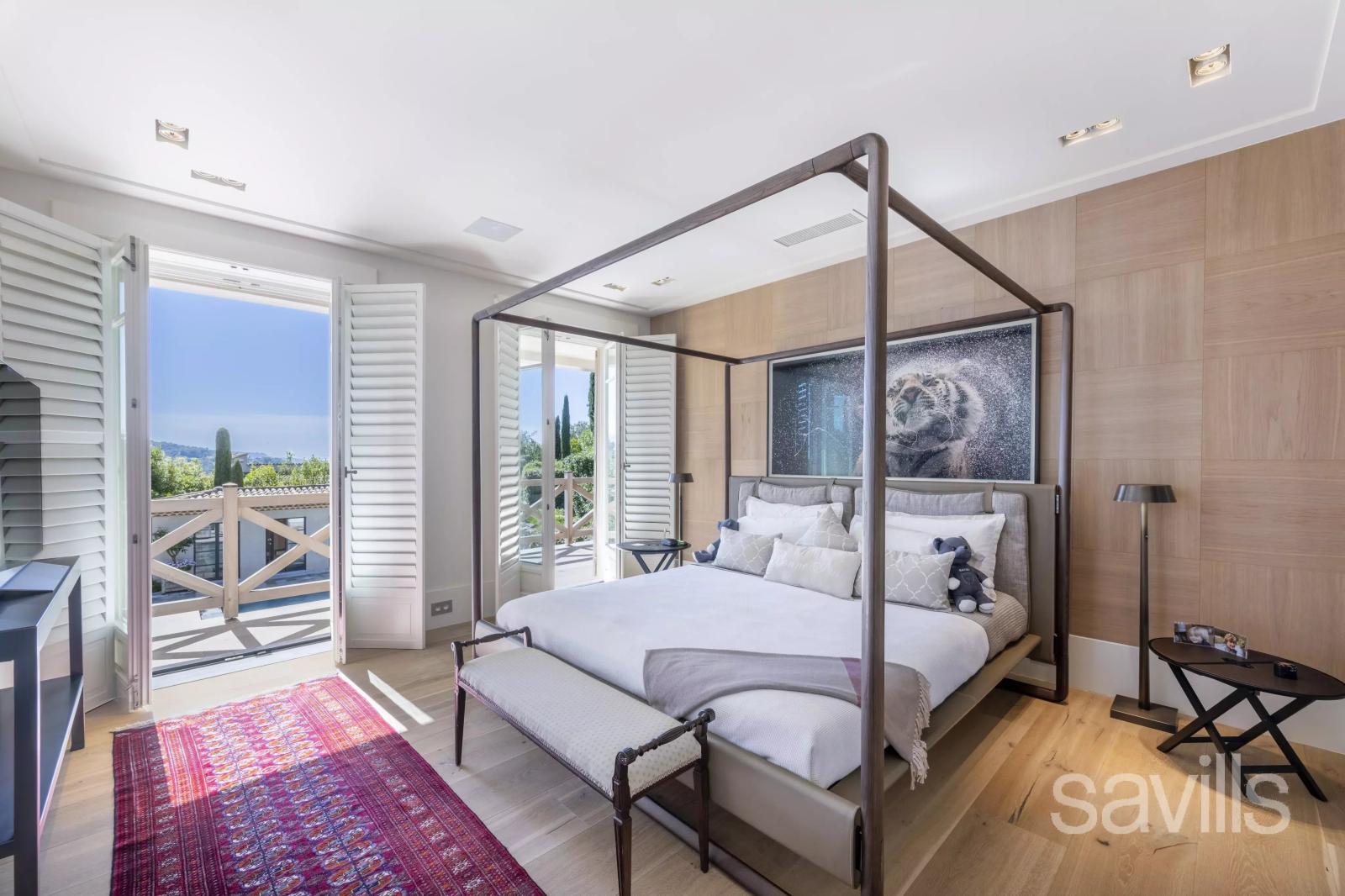 Élégante proprieté aux portes du village de Mougins