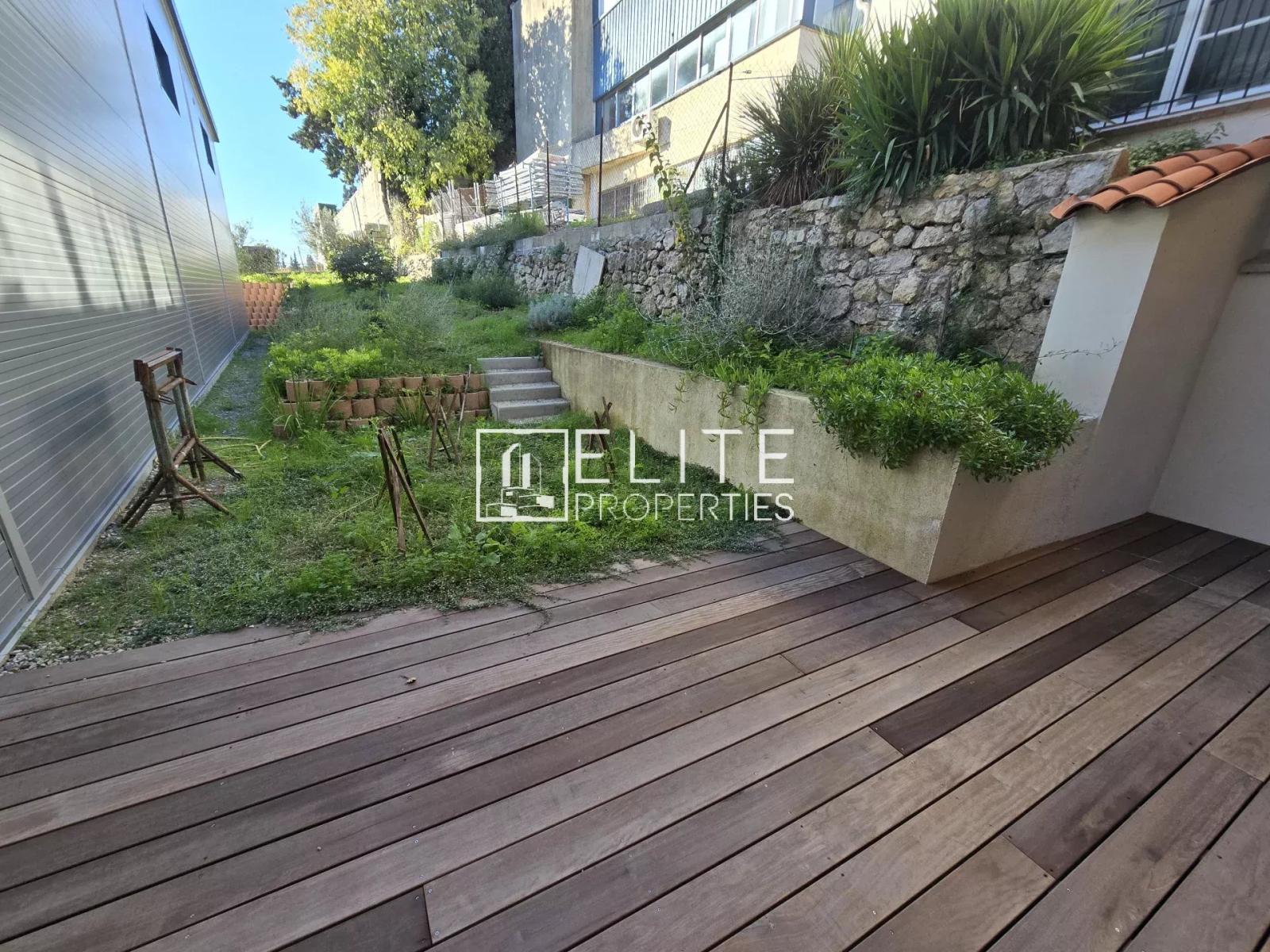 LOCAL COMMERCIAL DE 56m² NEUF + GARAGE – RDC – MOUGINS