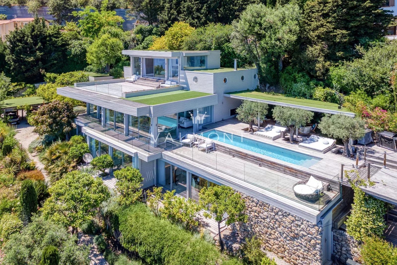 UN JOYAU CONTEMPORAIN À DEUX PAS DE MONACO