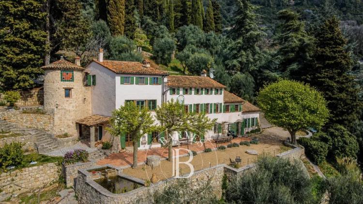 Grasse - Bastide du 18ème siècle vue mer - 8 chambres dont appartement indépendant