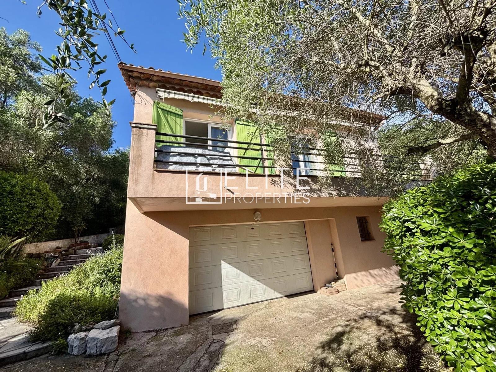 Mougins – Maison avec dépendances, garage XXL et terrain en restanques