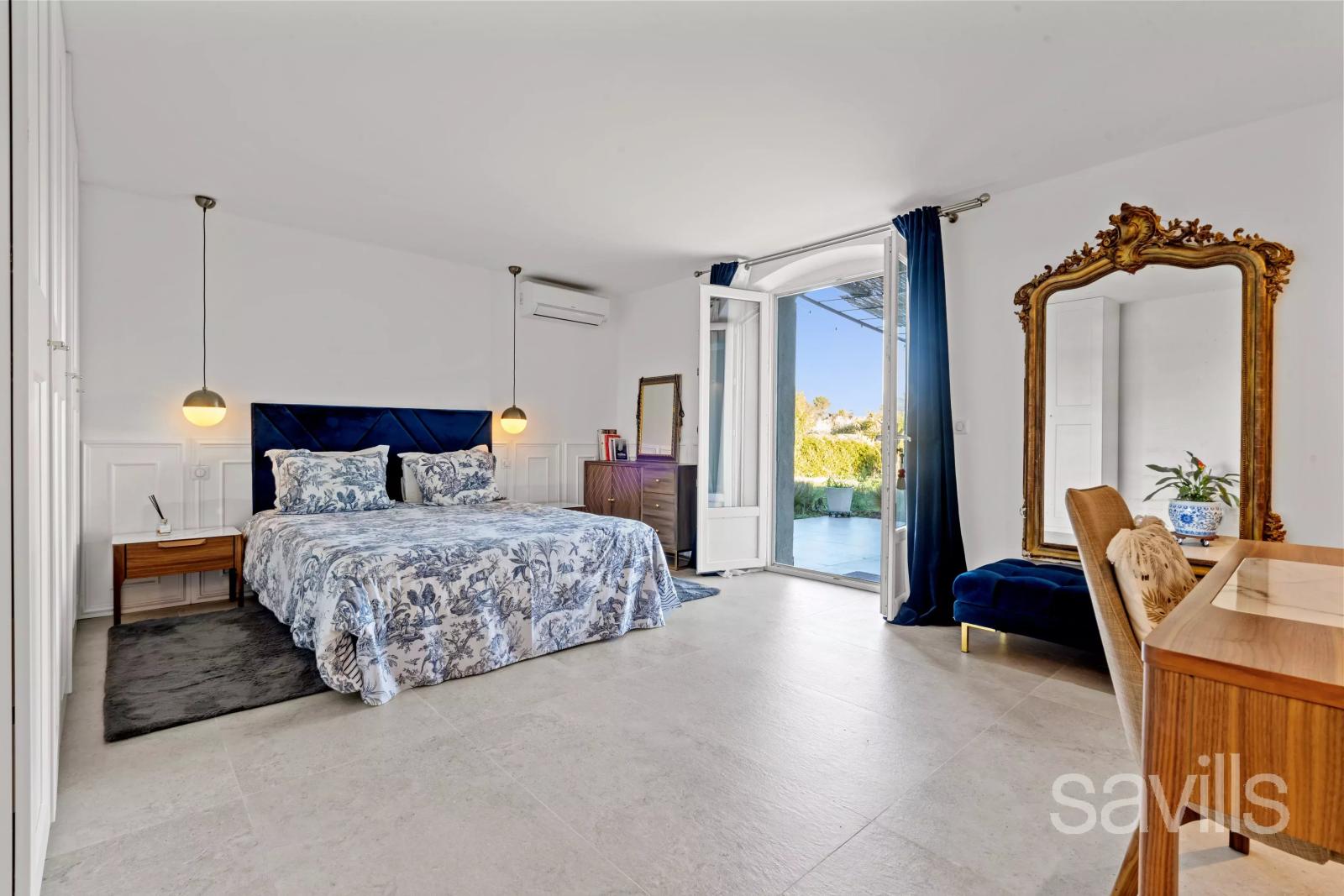 Propriété de charme proche village