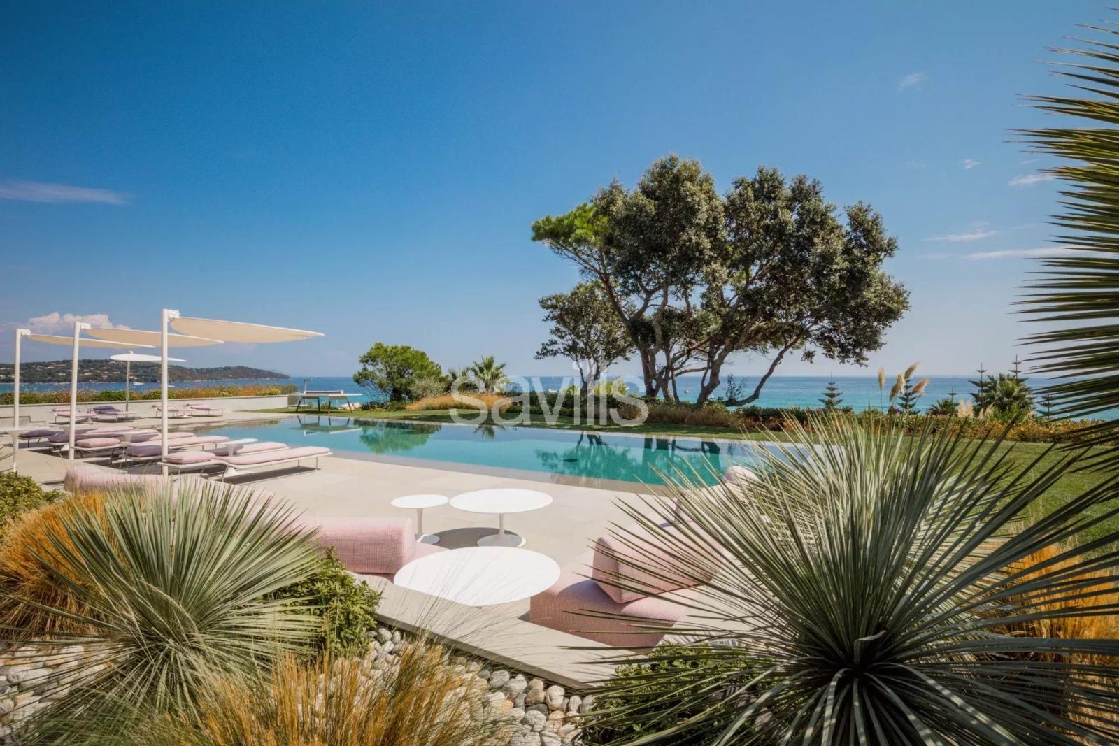 Ramatuelle, superbe propriété à louer, face à la mer.