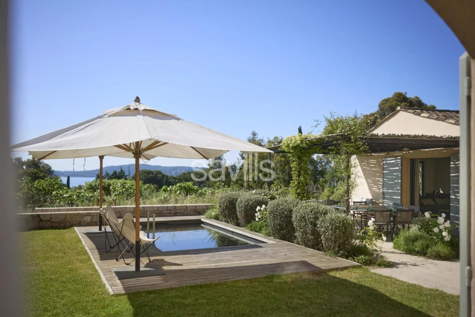 Domaine prestigieux avec vues mer - 18 chambres