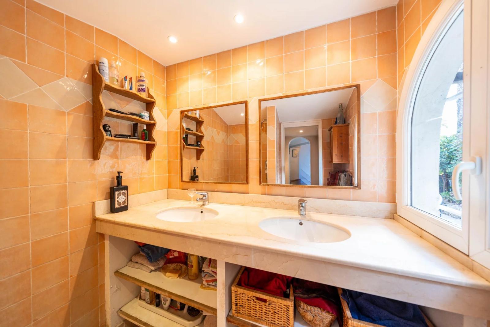 MAISON DE CHARME 6P - CANNES CROIX DES GARDES