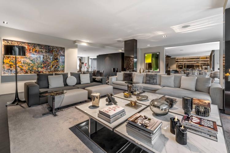 Explorez l'apogée du luxe