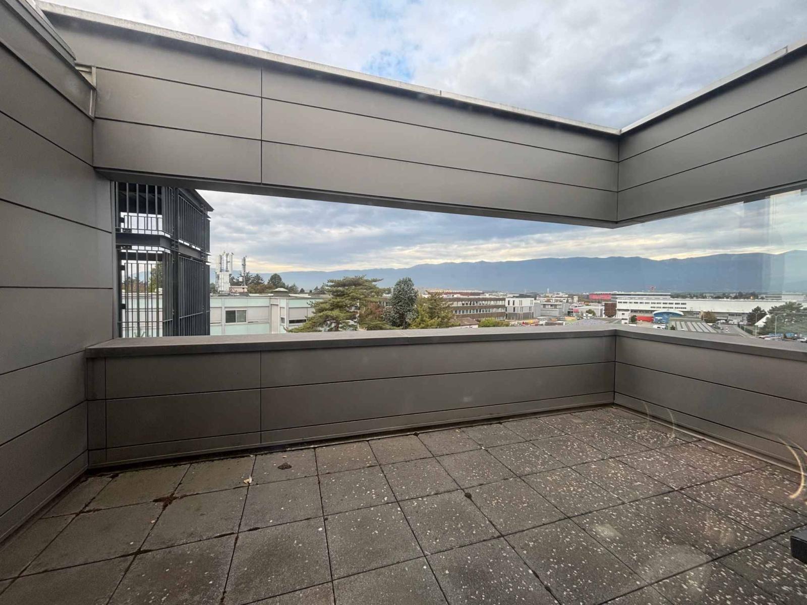 ARCenter – 522 m² de bureaux plug & play au 3e étage