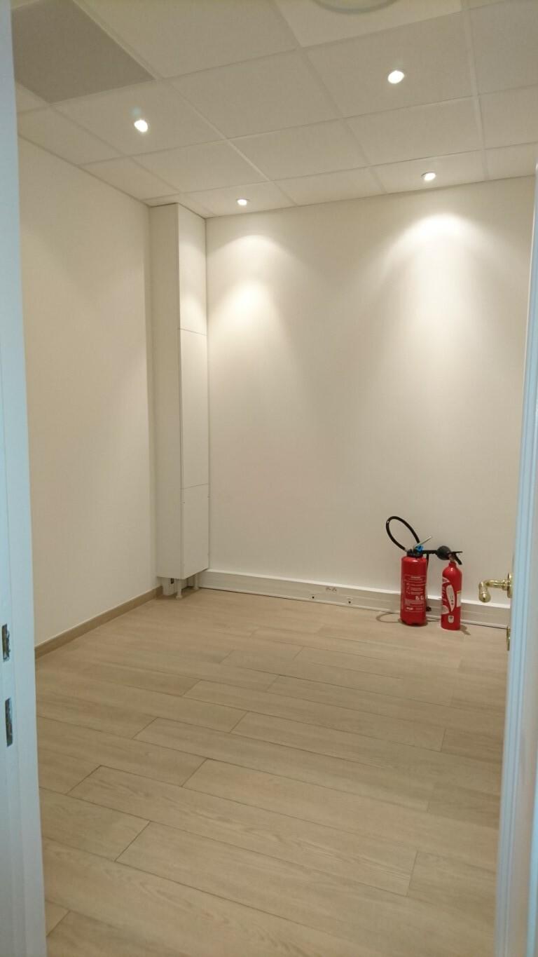 FONTVIEILLE - BUREAUX ADMINISTRATIFS - LE BOTTICELLI