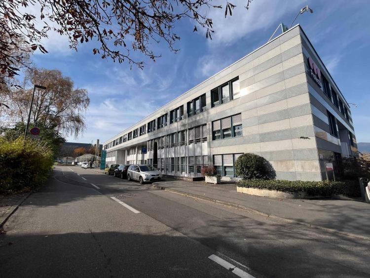 Bureaux de 114m2 - lumineux à proximité de l'aéroport et de la Place des Nations