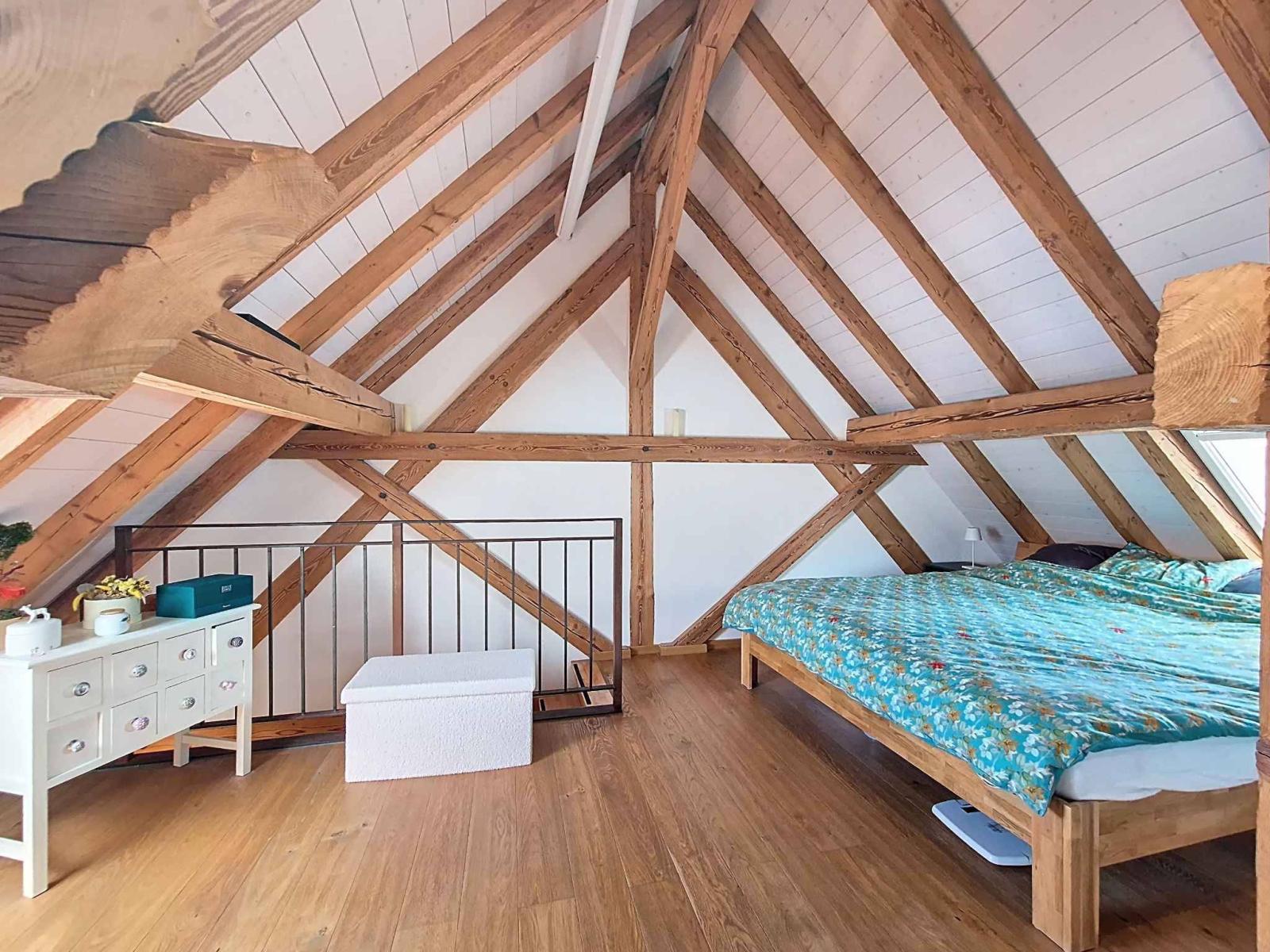 Triplex de 5.5 pièces en attique proche de Romont