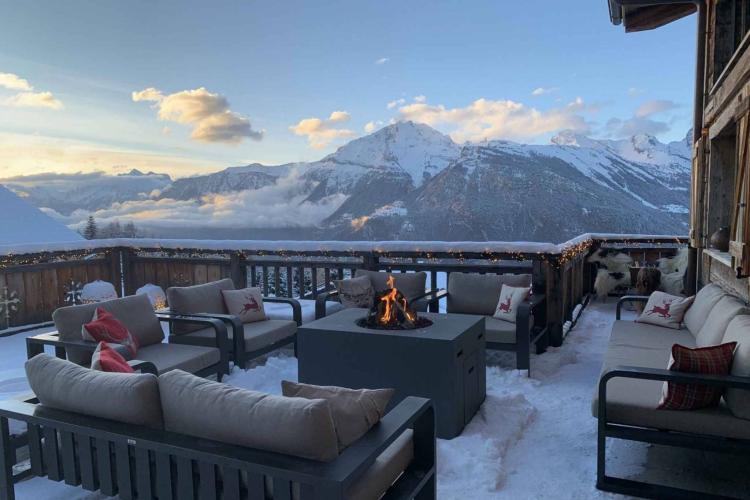 Chalet moderne avec vue imprenable sur les montagnes