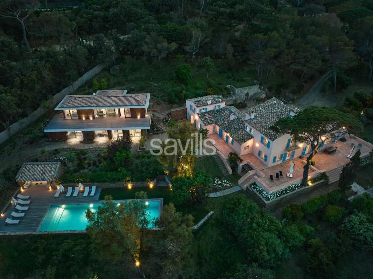 Propriété vue mer aux Salins