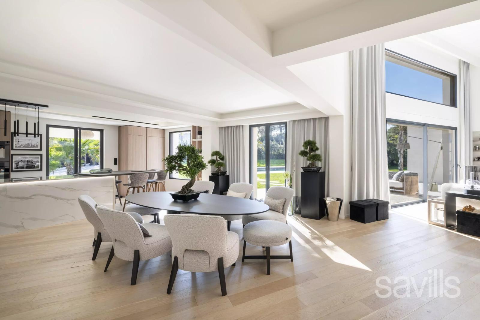 Élégante villa contemporaine au cœur des Parcs de Mougins