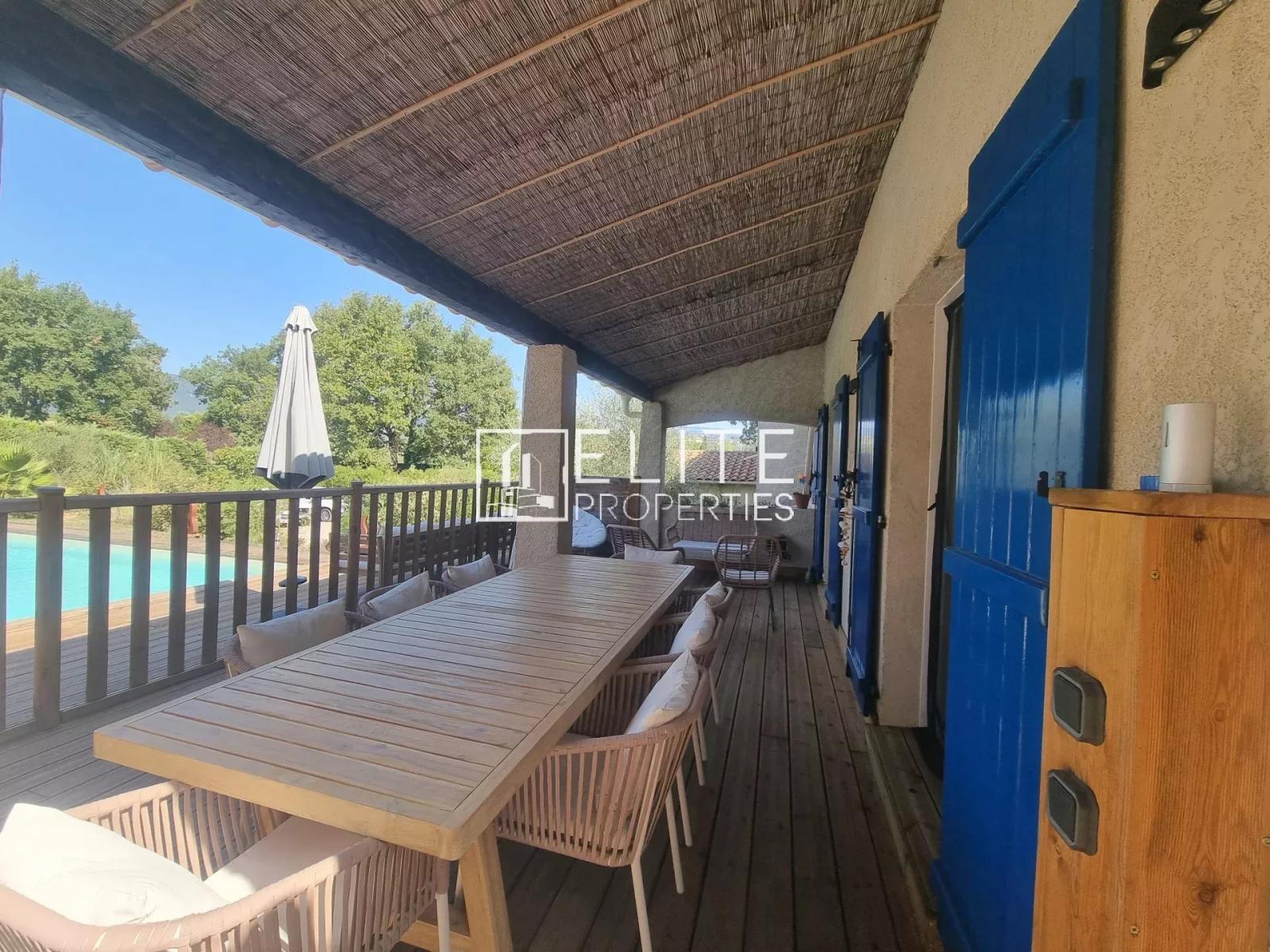 FAYENCE – VILLA 175 M² – TERRAIN 1215M² – PISCINE – DÉPENDANCE (50m2)