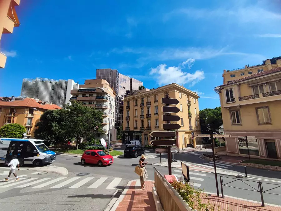 d2f45_place-des-moneghetti-1785144629.jpg