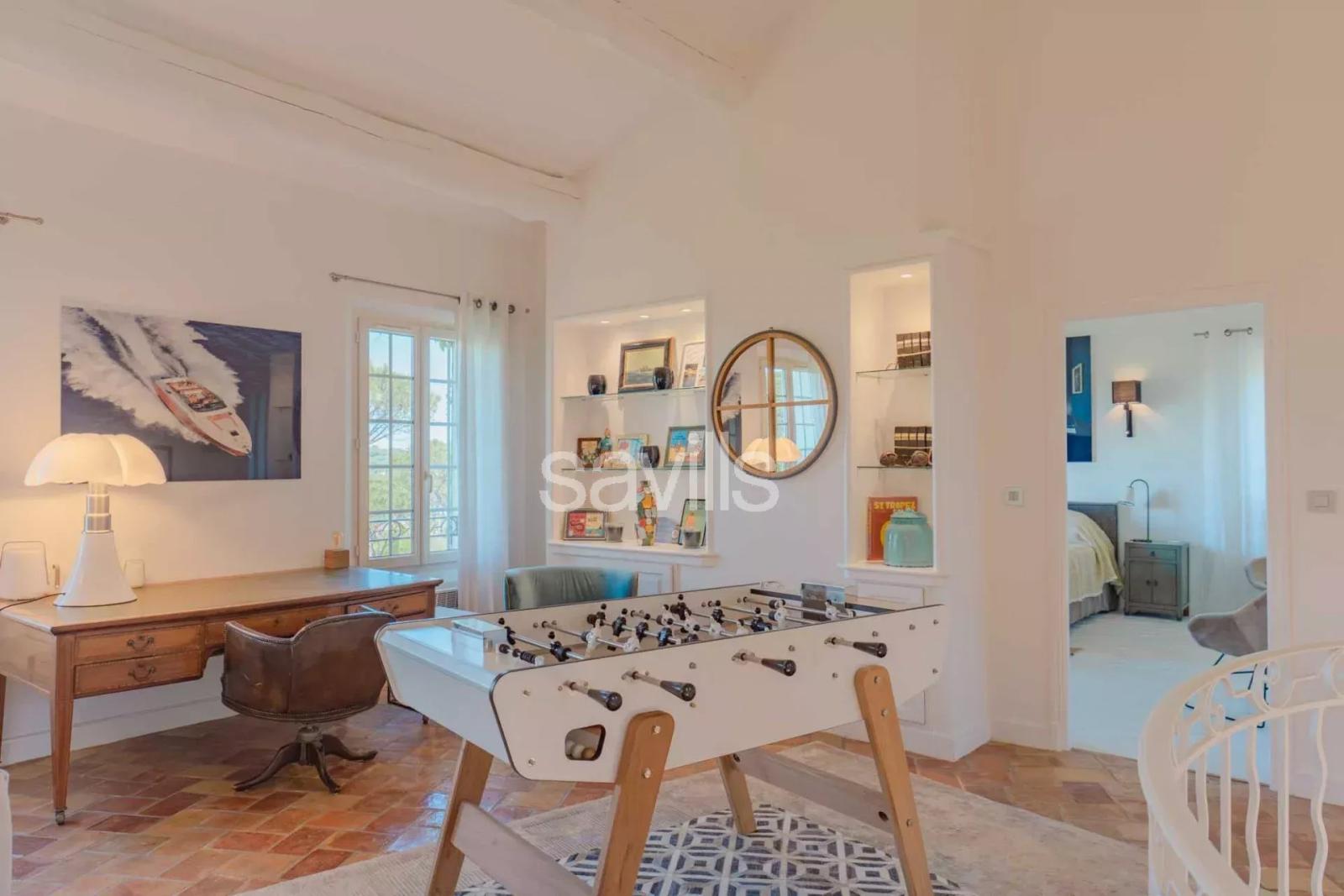 Charmante villa provençale 5 chambres, vue mer - Saint-Tropez