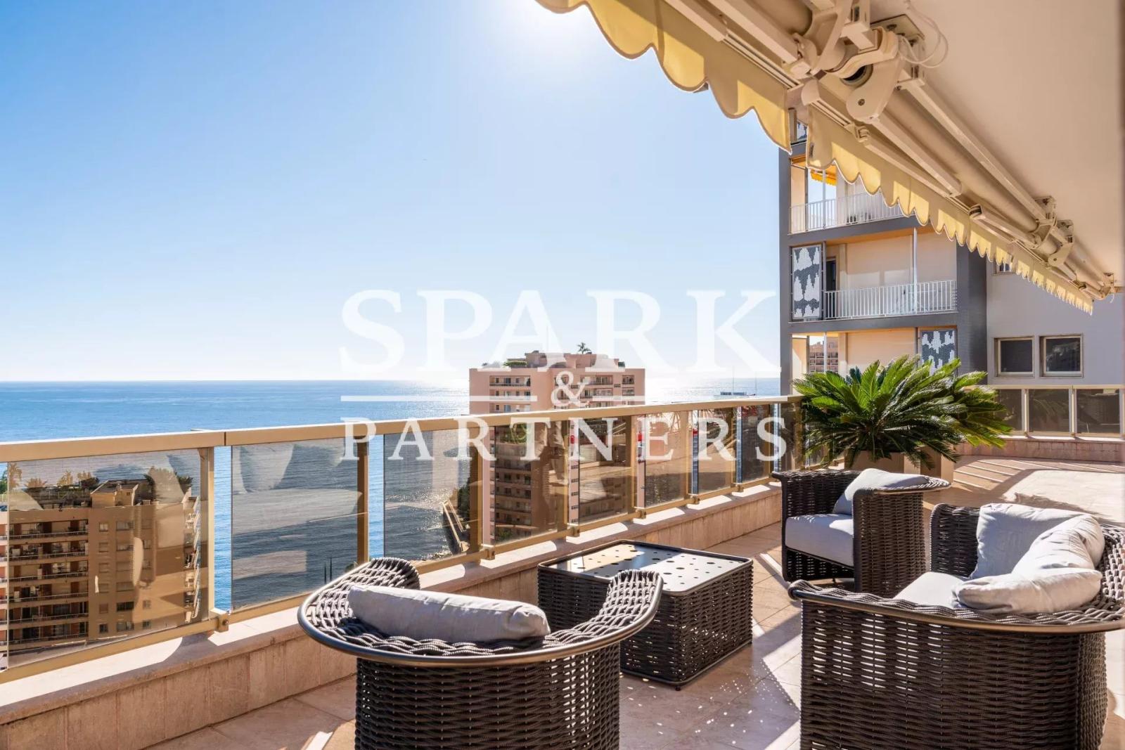 Monaco - La Rousse - Penthouse avec vue mer panoramique