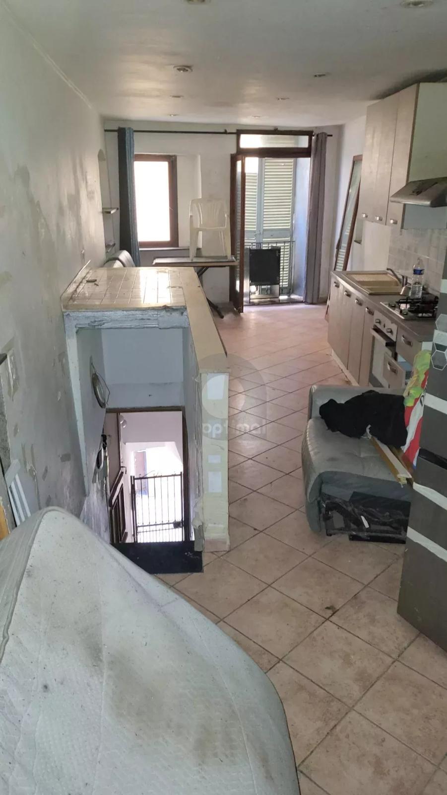 Menton Vieille Ville - Proche Sciences Po - 1/2 P de 48 m²
