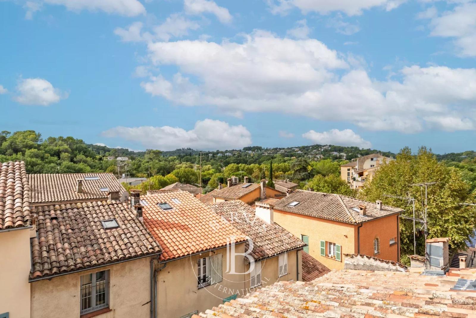 Immeuble - 4 lots - Valbonne village
