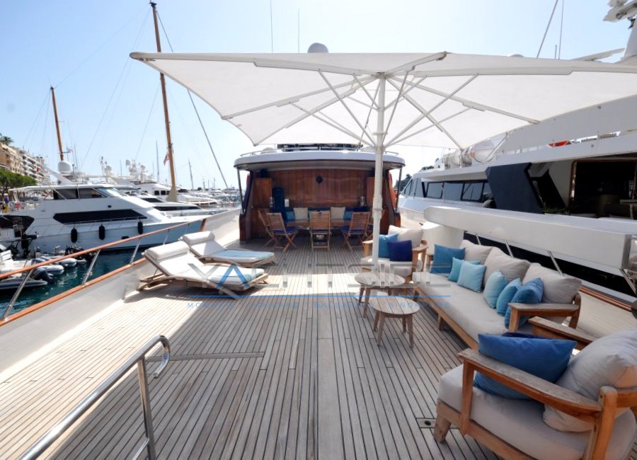 6b57b_19u02_crn_115_-_motor_yachts_ava_1976_9.jpg