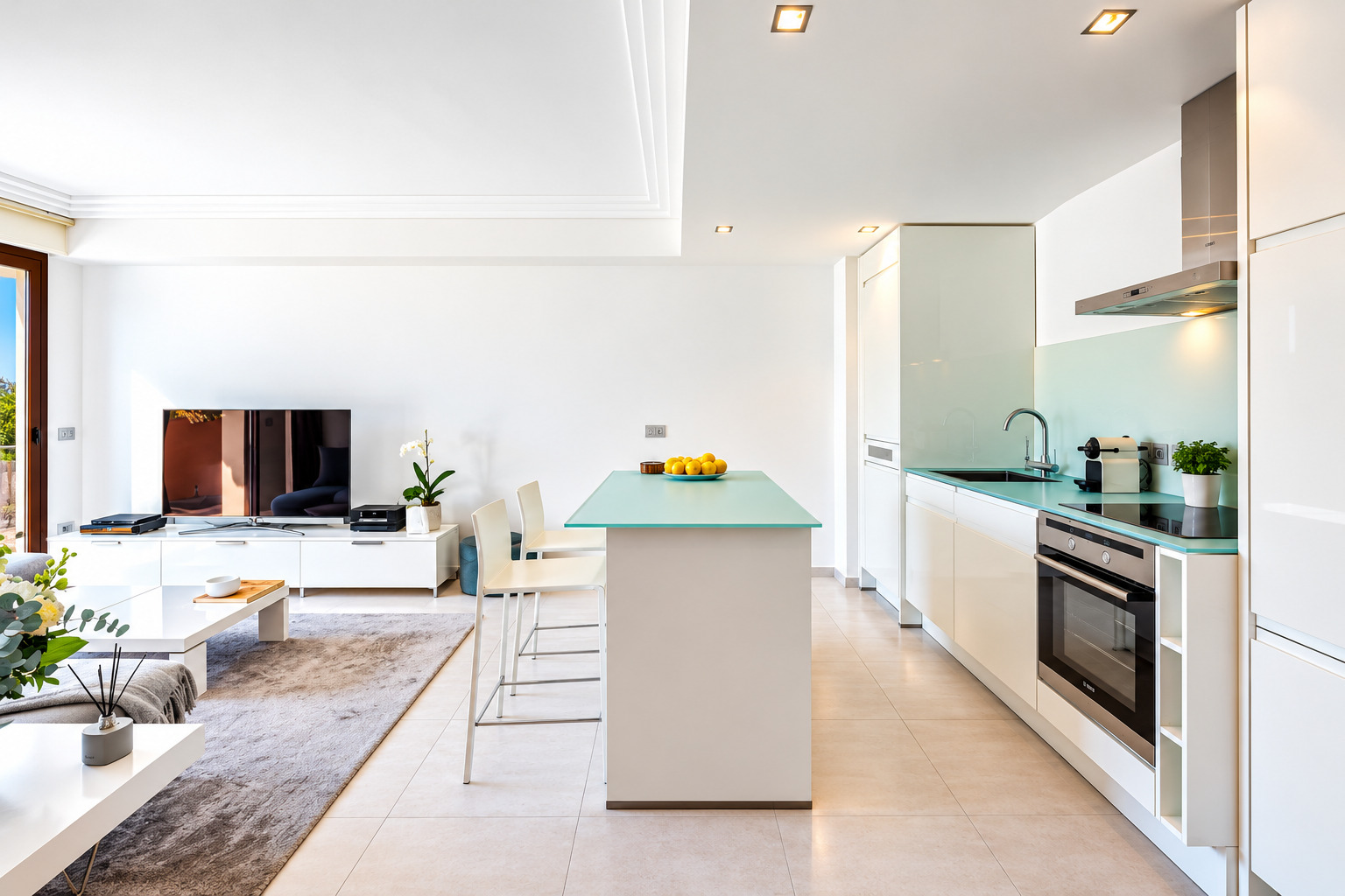 d58d6_salon-moderne-avec-ilot-vert-menthe-1793010681.jpg