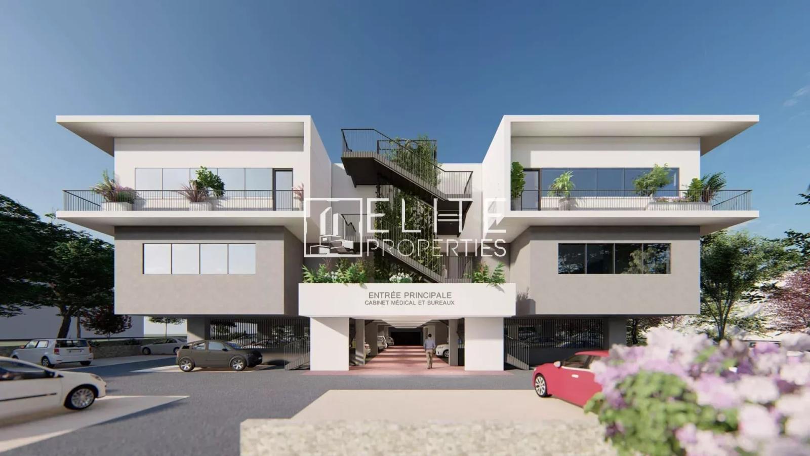 98m² BUREAUX & COMMERCE  – GRASSE