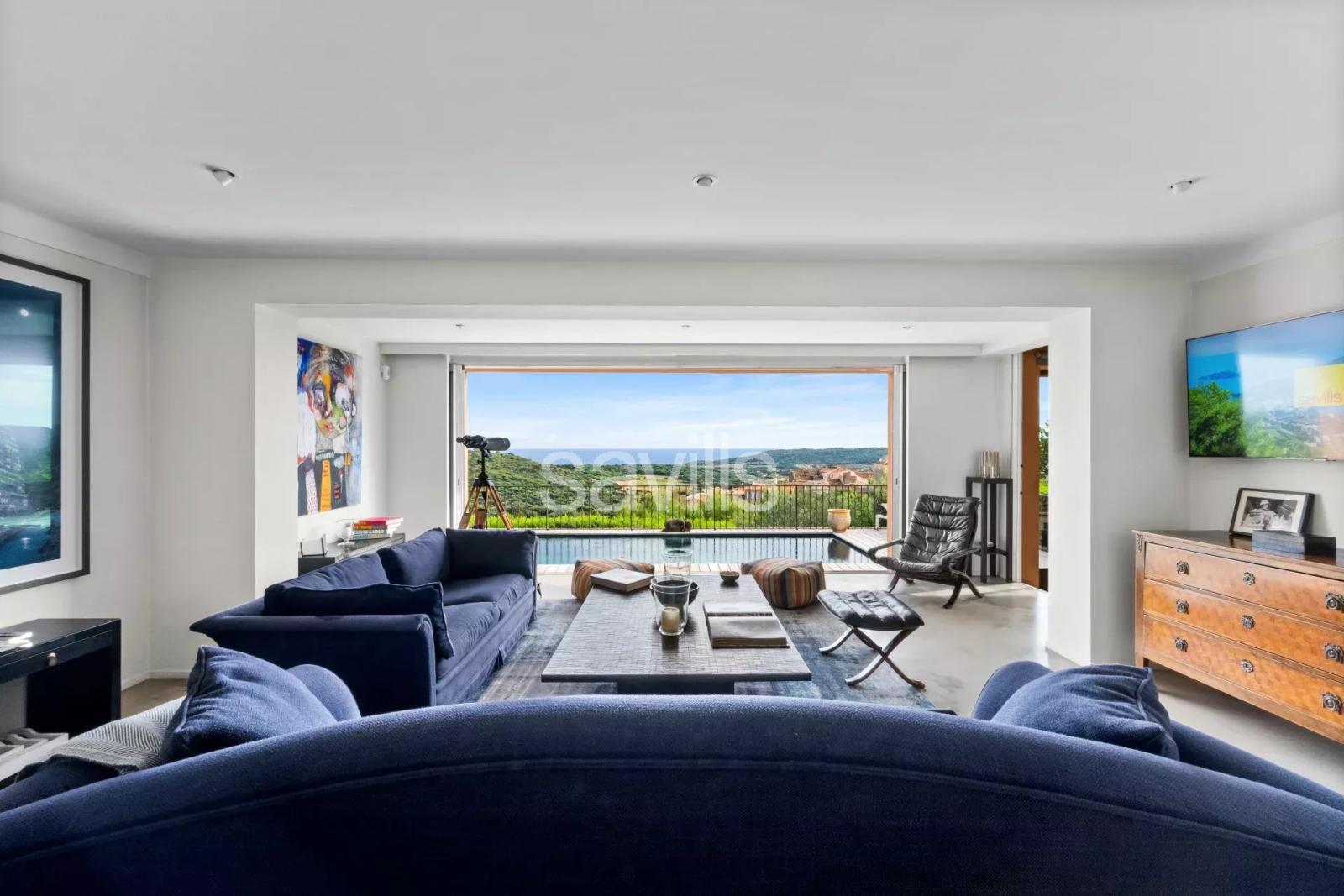 Villa cinq chambres, piscine chauffée et paysages de carte postale