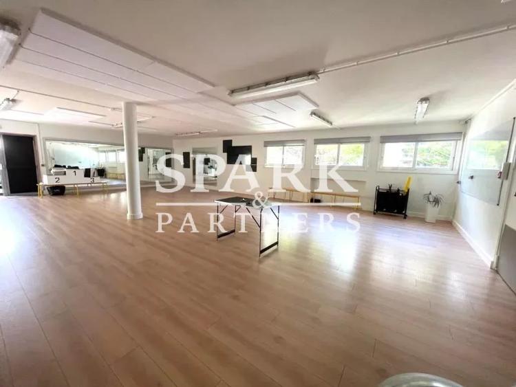 France - Beausoleil limitrophe - Local commercial