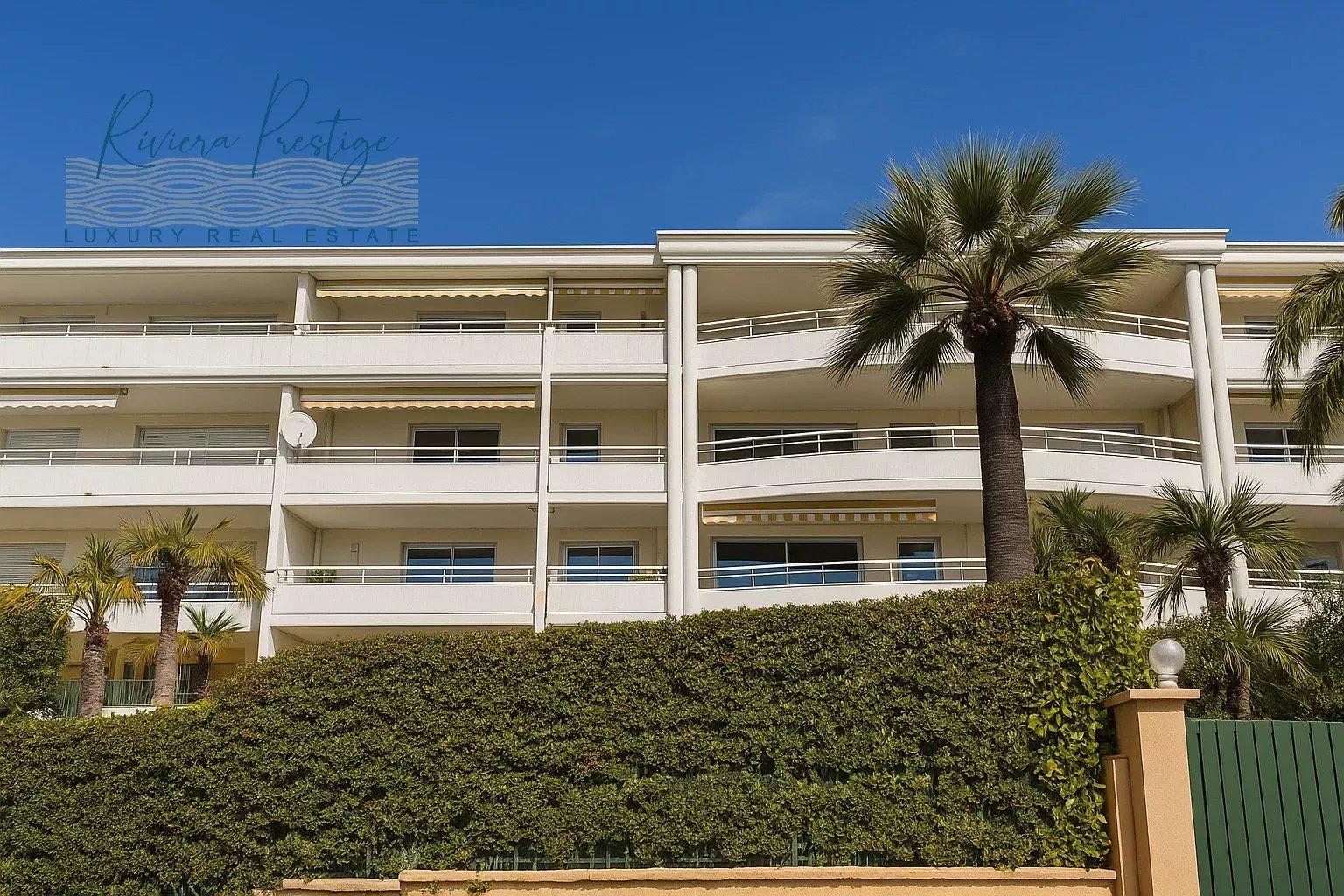 Cannes Prince de Galles