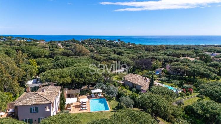 Élégante villa provençale à quelques pas de Pampelonne