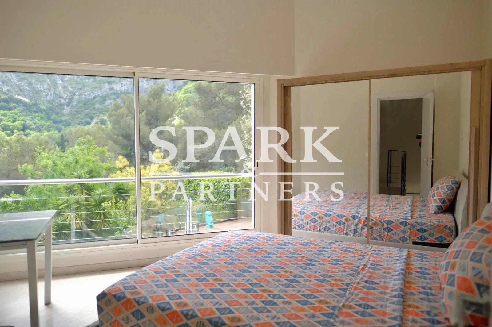 Roquebrune-Cap-Martin - Villa moderne avec vue mer et montagne