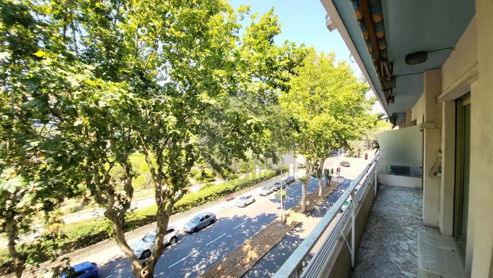 Appartement Front de Mer - Menton - Proche Solenzara