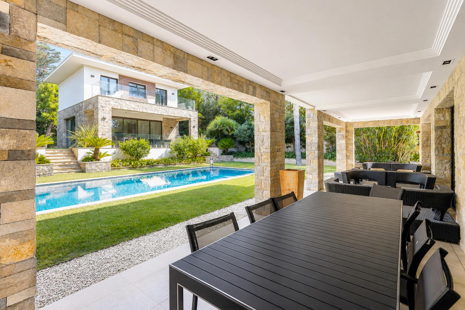 CO-EXCLUSIVITÉ - SAINT-JEAN-CAP-FERRAT - PROPRIÉTÉ D’EXCEPTION