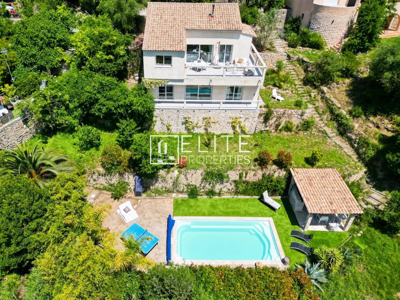 VILLA 8P de 175m² + PISCINE CALME ABSOLU -  MOUGINS