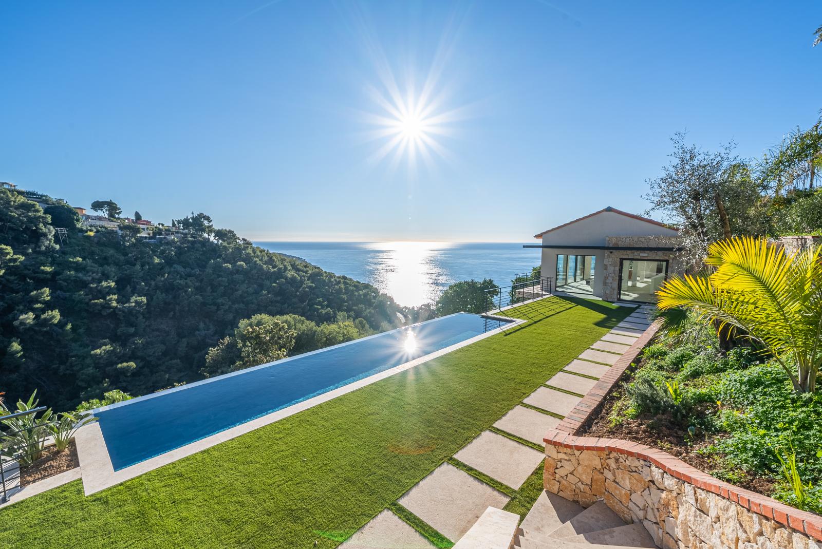 VILLA CONTEMPORAINE VUE MER