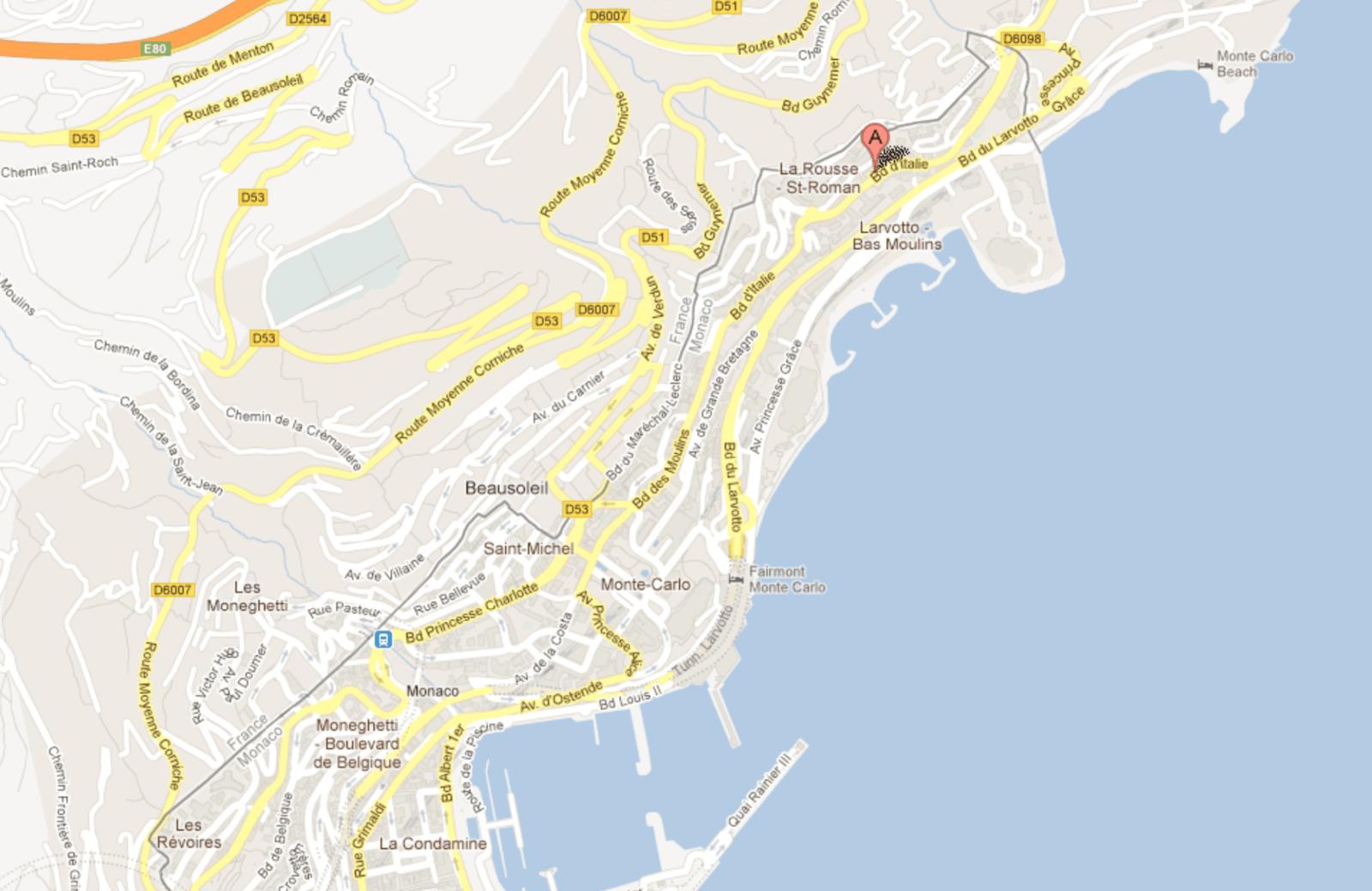 BOULEVARD D'ITALIE: grand bureau de 6 pièces en location