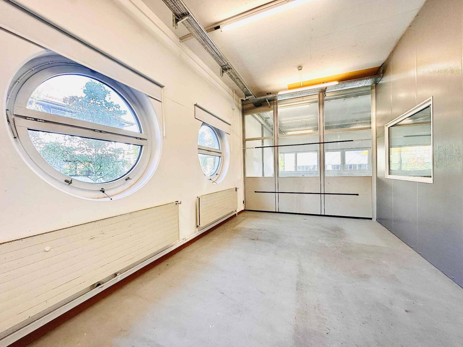 Lausanne : Espace industriel et commercial au RDC